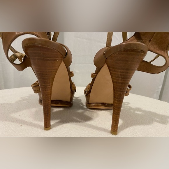 STUART WEITZMAN Brown Leather
Ankle Strap Platform Sandals Size 8
buckle heels - Picture 4 of 16